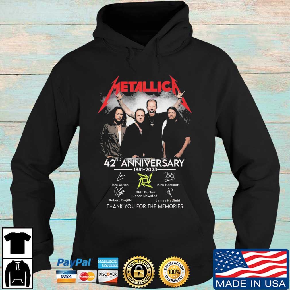 Metallica Skull York Yankees T-Shirt, Tshirt, Hoodie, Sweatshirt, Long  Sleeve, Youth, funny shirts, gift shirts, Graphic Tee » Cool Gifts for You  - Mfamilygift