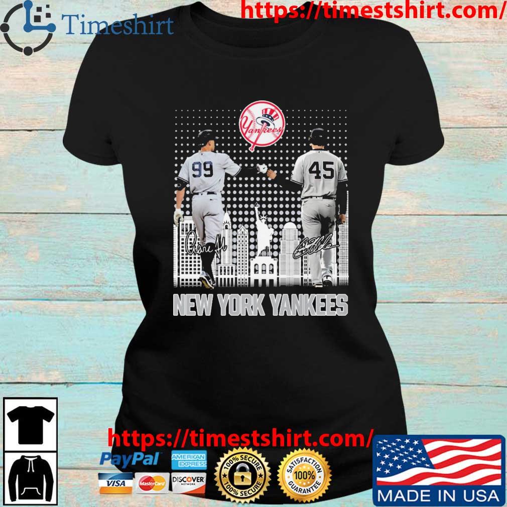 New York Yankees Skyline Players Signatures Shirt