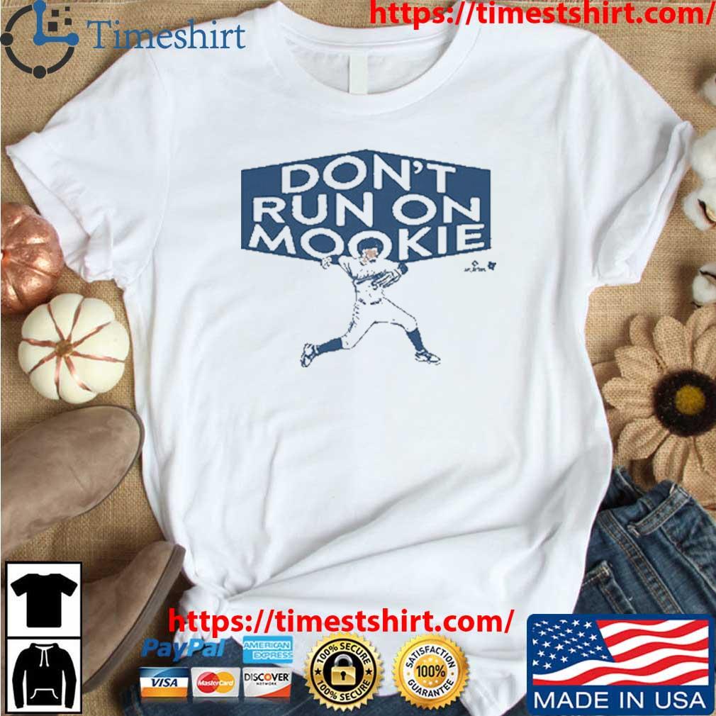 Don'T Run On Mookie Betts T Shirt - Peanutstee