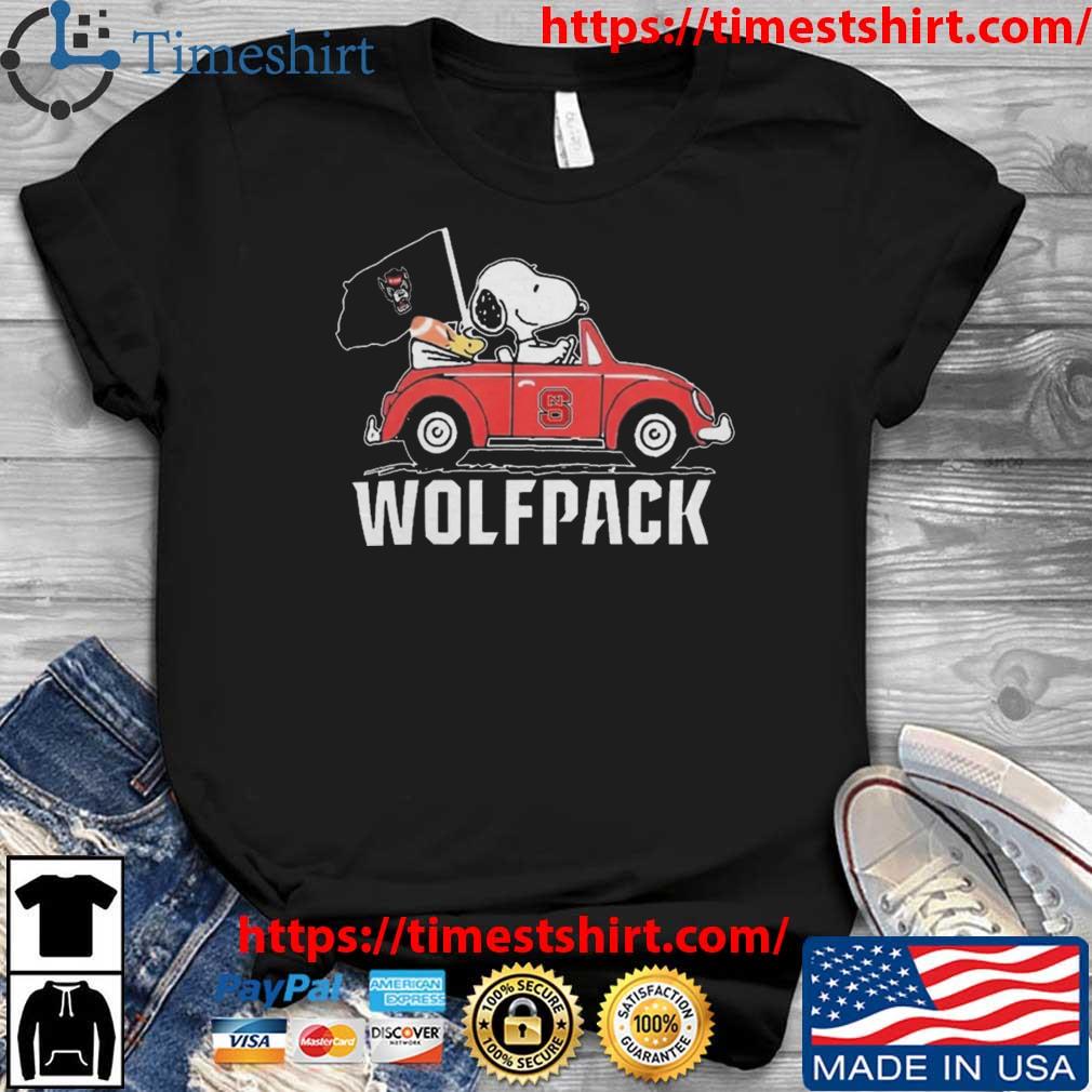 The Peanuts Snoopy And Woodstock On Car Wolfpack Football 2023 t-shirt