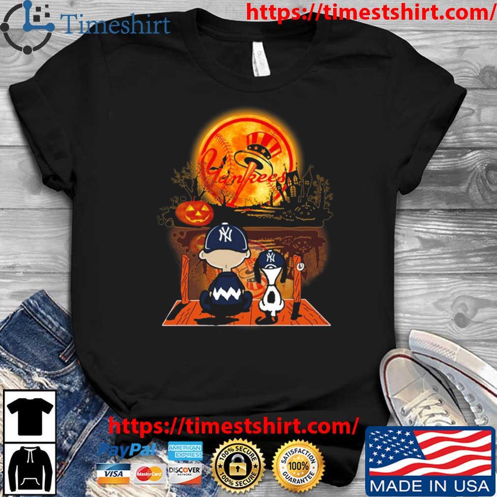 Snoopy Charlie Brown Sit Under Moon New York Yankees Halloween shirt,  hoodie, sweater, long sleeve and tank top